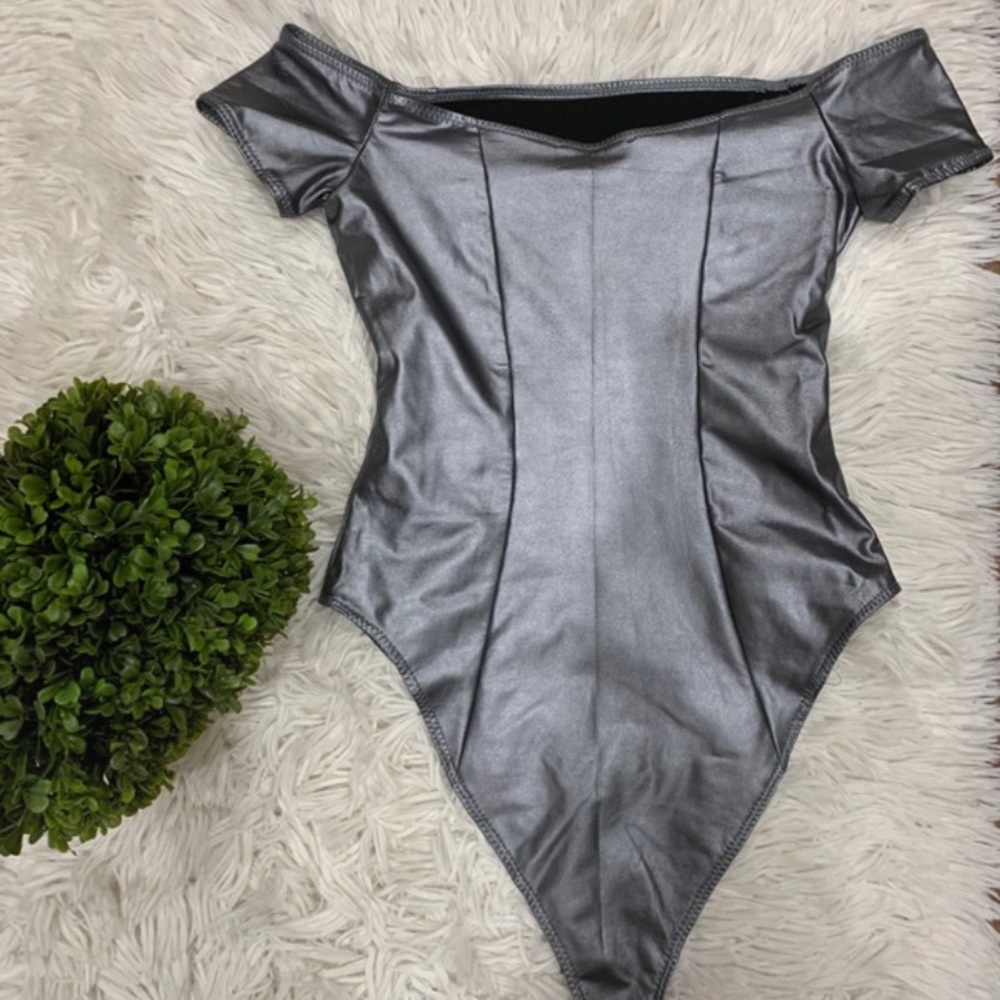 Metallic Bodysuit - Picture 4 of 5